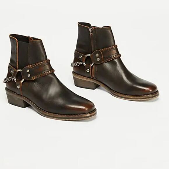 Free People Shoes - Free People Stony Desert Harness Chain Leather Booties NWOB